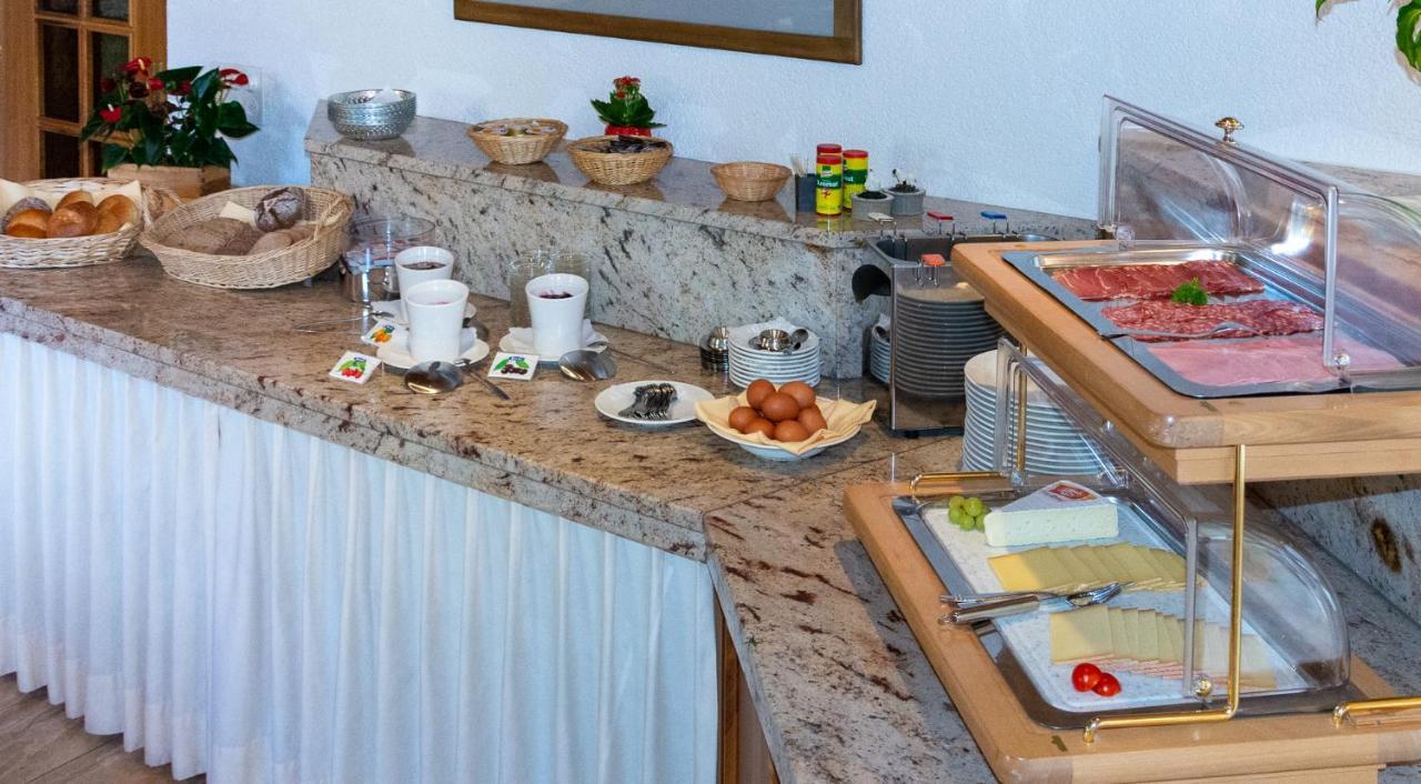 Hotel Portjengrat 사스-알마겔 외부 사진